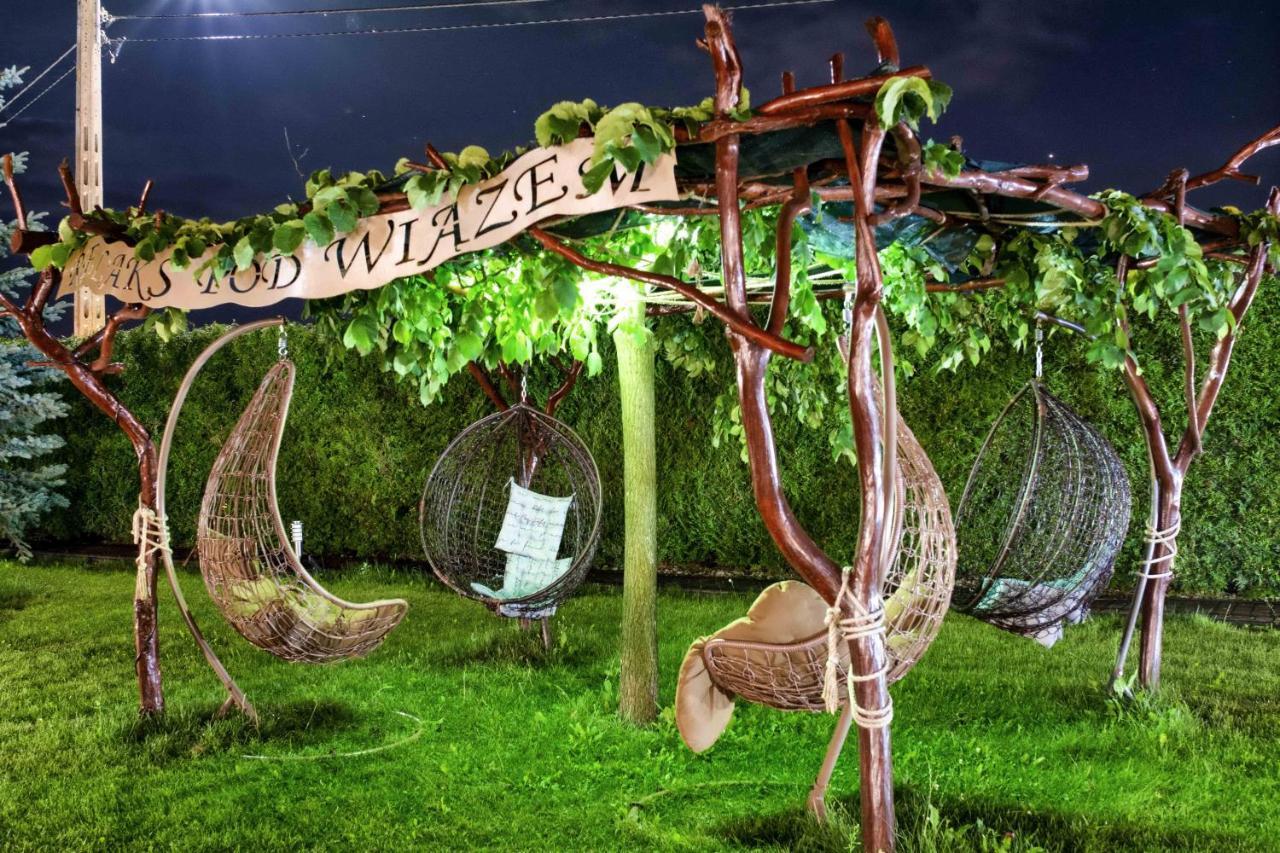 Rezydencja Elzbiecin Busko Zdroj Luaran gambar