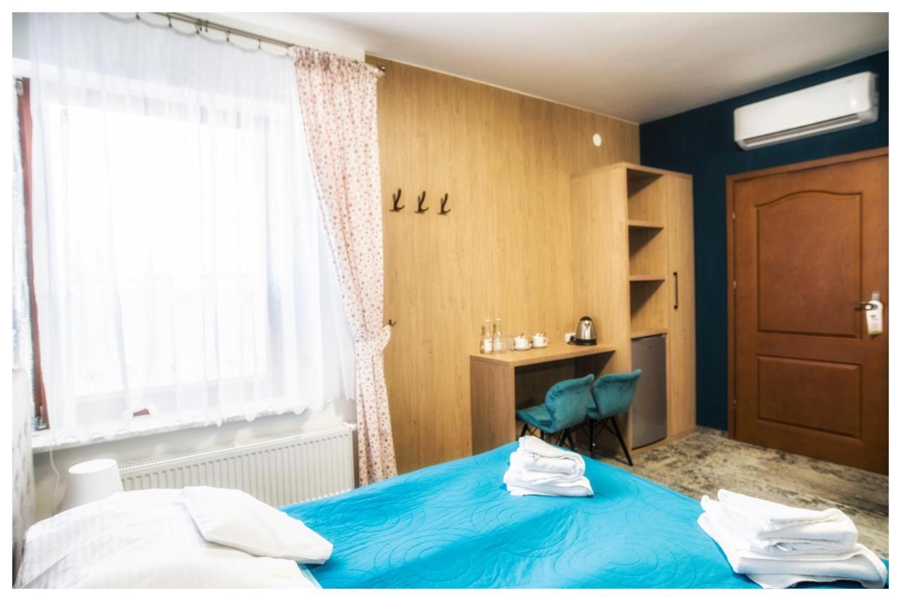 Rezydencja Elzbiecin Busko Zdroj Luaran gambar